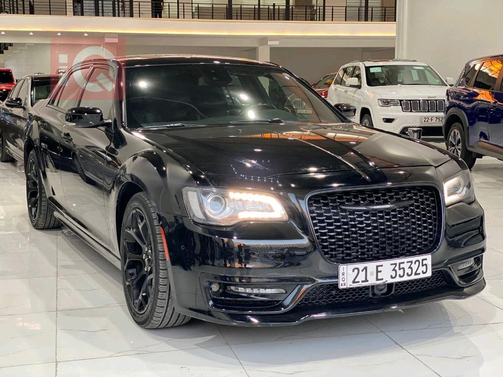 کرایسلەر 300